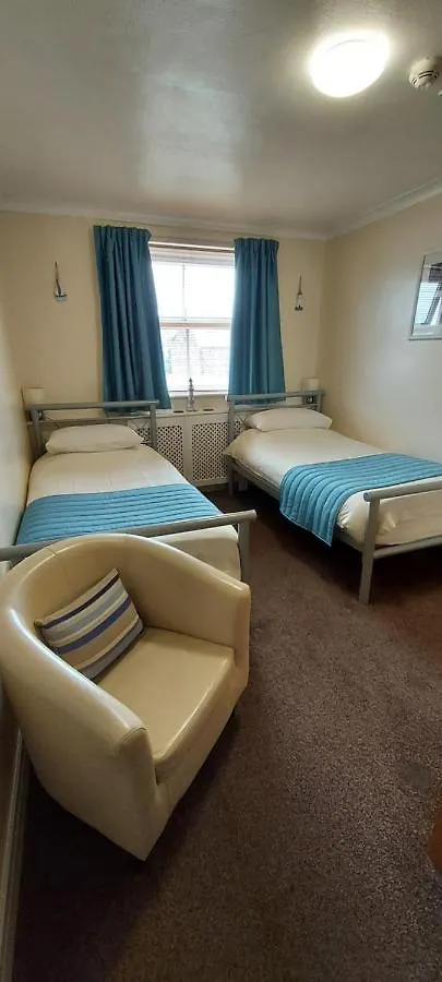 Ivanhoe Guest House Bridlington 3*,
